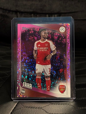 Bukayo Saka Pink Holo Foil Arsenal 2025-26 Topps UEFA UCC Flagship like new