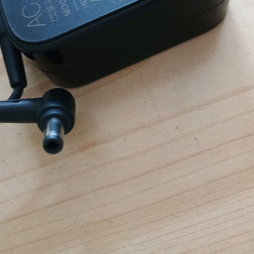 Keyboard and charger for Asus X550L laptop like new