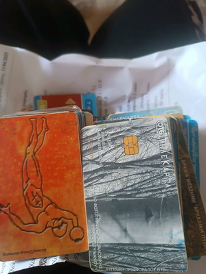Phone cards used, pack of 120, some collectible