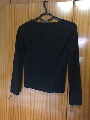 Women's black jersey t-shirt with v neckline small like new