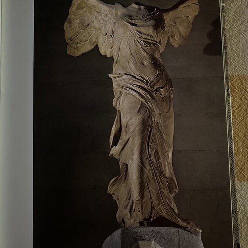 Louvre Paris Art Book like new, Museums of the World series