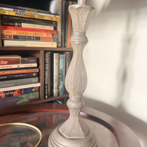 Table lamps set French country shabby chic, like new, pair of 2