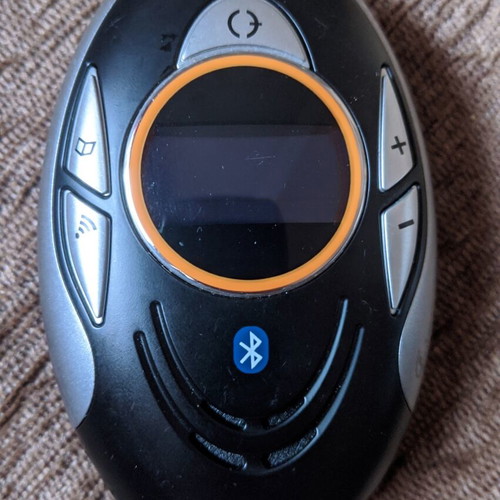Bluetooth Handsfree Car Kit with LCD Screen and Sun Visor Clip like new