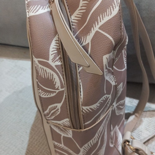 Fragola backpack medium size used, dark beige with white details