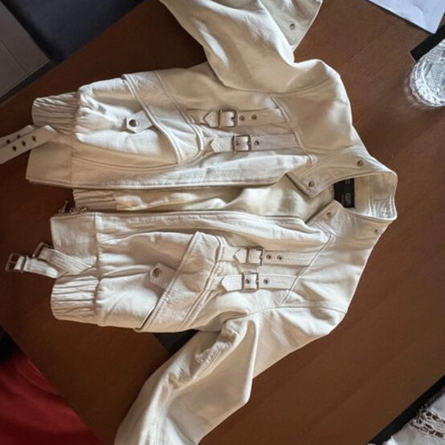 Leather women's jacket like new, size large, white