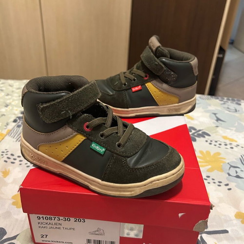 Kickers boots size 27 like new green