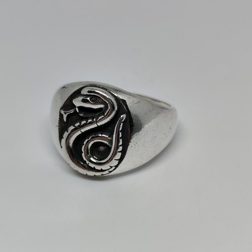 Slytherin Malfoy Harry Potter ring with snake seal silver color like new