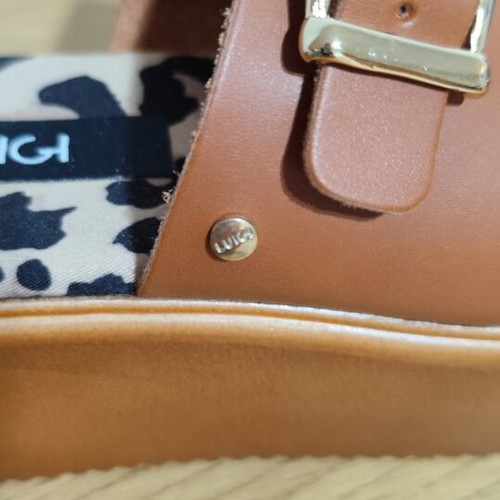 Luigi tan platforms new, size 39 with soft insole