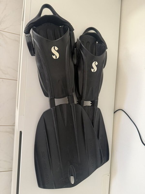 Scubapro Seawing Nova diving fins large, black