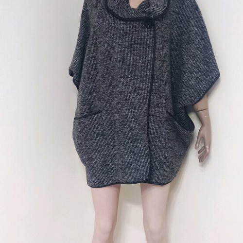 Women's cape coat jacket one size, black and gray