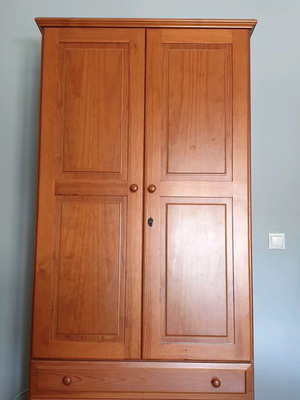 Ντουλάπα μεταχειρισμένη, μασίφ ξύλο, 1,93x0,87x0,50 μ.