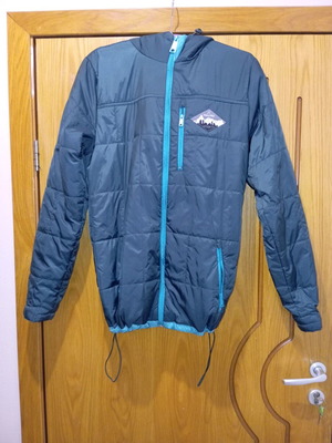 Koalatree sports and hiking jacket like new, size M