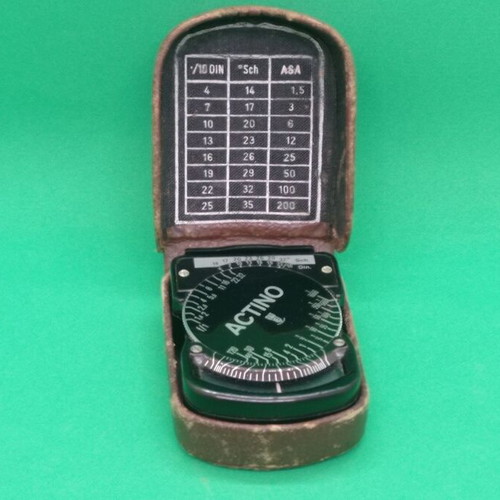 Actino Germany light meter used