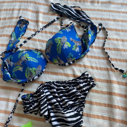 Calzedonia beach swimsuit Medium 75C like new, grey and blue