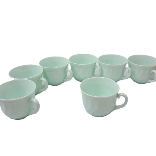 Arcopal Glasses set of 7 jadeite green milk glass like new