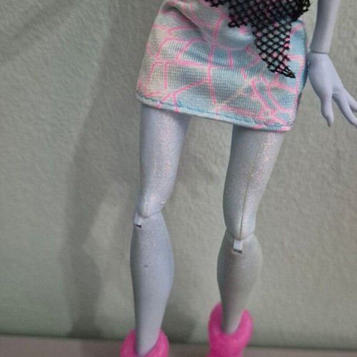 Monster High Abbey Roller Maze doll used