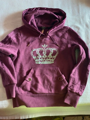 Adidas women's purple hoodie like new, size 40, slim fit, warm