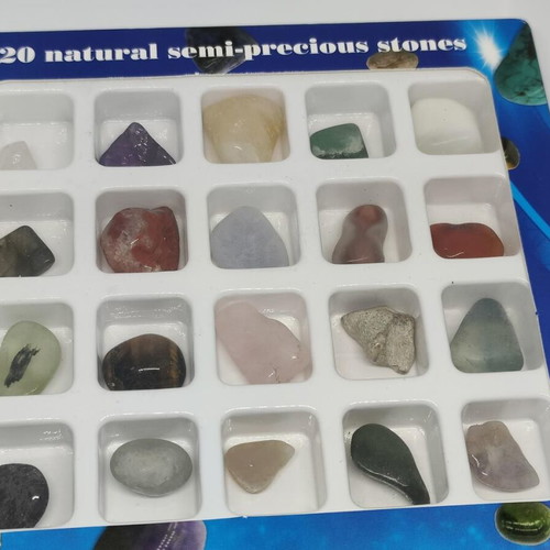 Set of 20 semiprecious stones collection like new