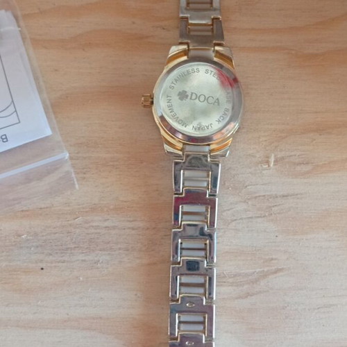 Doca wristwatch like new, women's, may need battery
