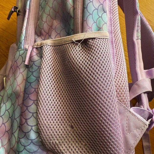 I Believe in Mermaids school set like new with bag and accessories