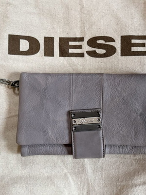 Δερμάτινο πορτοφόλι Diesel σαν καινούργιο, γκρι