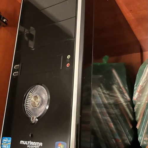 Computer tower used, very good condition