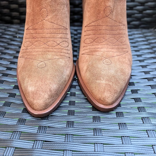 Coach Pamela boots size 40.5, new