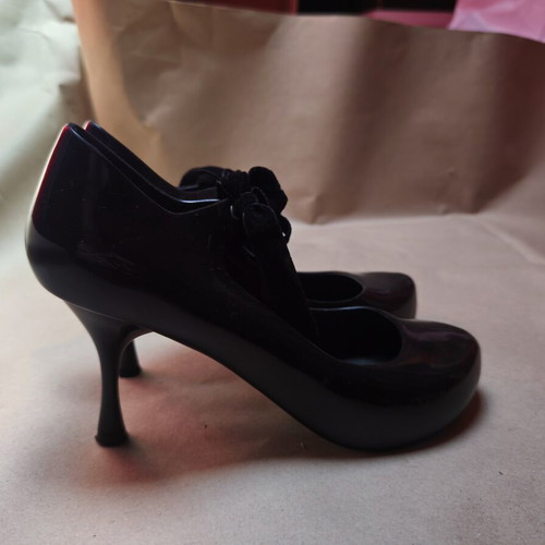 Melissa women's pumps size 39 used, black