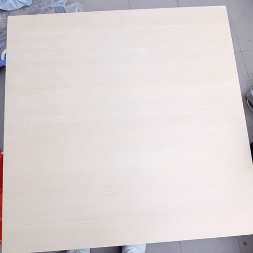 Coffee table used in good condition