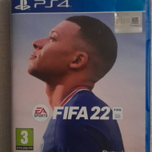 FIFA 22 PS4 video game disc nearly new