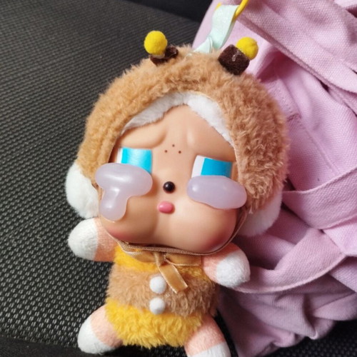 Pop Mart doll like new