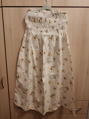 H&M Floral Strapless Dress Large like new, white, smocked
