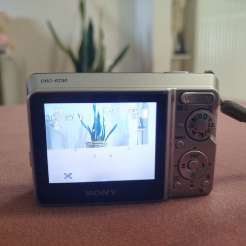 Sony Cyber-shot DSC-S730 camera used with memory card and USB cable