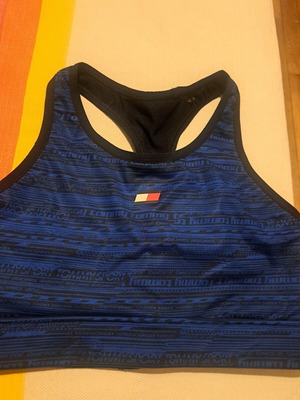 Tommy Hilfiger sports bra new, size M, black and blue