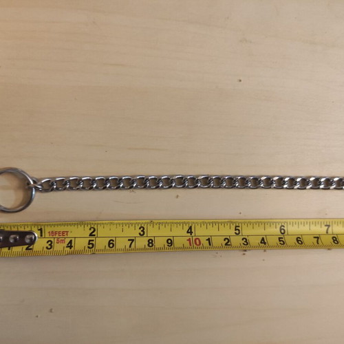 Chain and 2 crosses set like new, multicolor