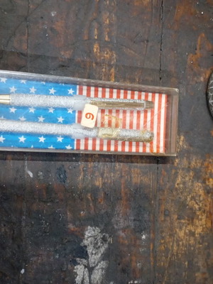 Antique pens like new, pack of 2, old packaging but not writing