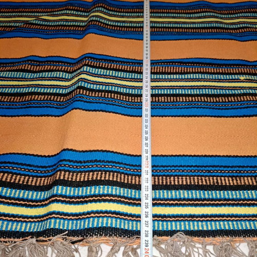 Traditional woven rug like new 155x240 cm with fringes