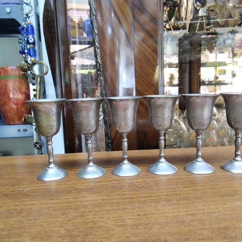 Pewter goblet set like new, 6 pieces