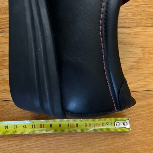 Leather anatomical women's shoes used, size 40, black
