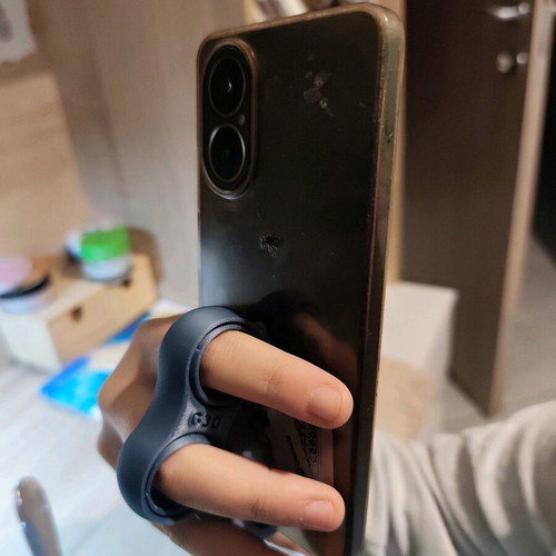 Ergo-Grip ergonomic smartphone accessory new