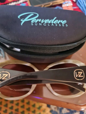 Γυαλιά ηλίου Vonzipper σαν καινούργια, ταρταρούγα μπεζ και καφέ