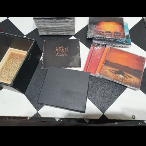 Alice in Chains Music Bank box set like new, rock