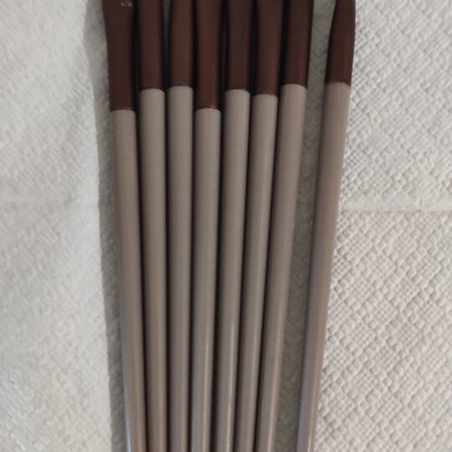 Makeup brush set with 8 new brushes and cream tube stand