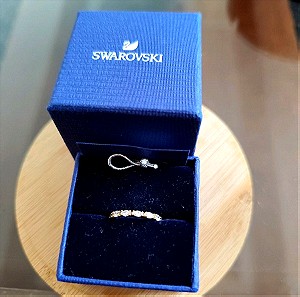 Swarovski δαχτυλίδι