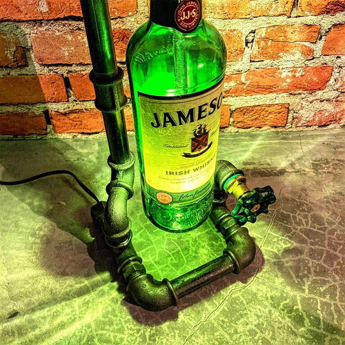 Φωτιστικό γραφείου Jameson βιομηχανικού στυλ από σιδερένιους σωλήνες