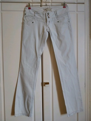 Pull & Bear low-rise jeans like new, white, size L 40