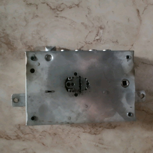 Securemme 2500 door lock 63mm left used like new without keys