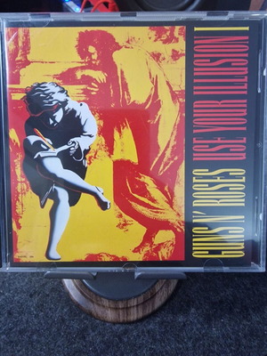Guns N' Roses Use Your Illusion I CD in excellent condition