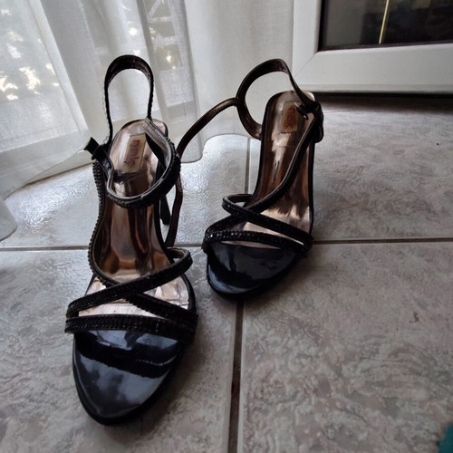Nak Shoes black pumps size 38 like new