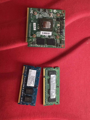 Laptop components used, assorted parts